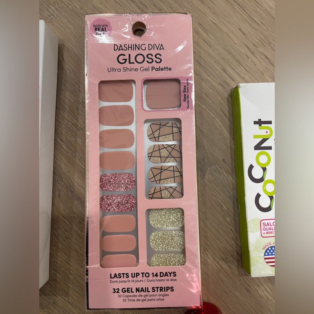 Dashing Diva Glaze Press-On Nails - Coral and Mauve - Picture 4 of 7